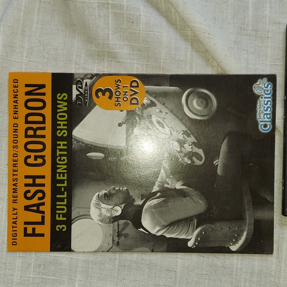 Lot of four DVDs - Classic Cartoons, Flash Gordon, Cartoon Craze, and Betty Boop - Picture 5 of 9